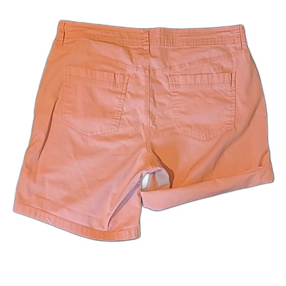 DKNY Roll Tab Bermuda / Short Shorts Mid Waist Rise Pockets Adjustable Length - Picture 3 of 16